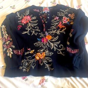 Johnny was 100% cotton top, worn once for few hours.